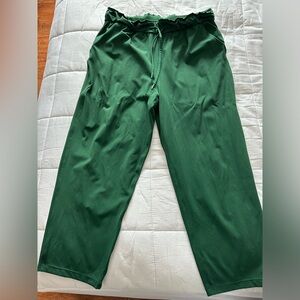 Lululemon Stretch High-Rise Cropped Pants - 10